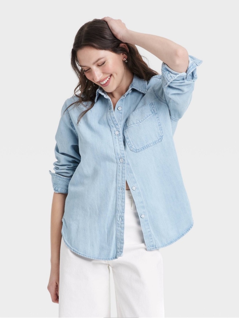 Universal Thread Target light denim relaxed fit button down classic shirt jacket
